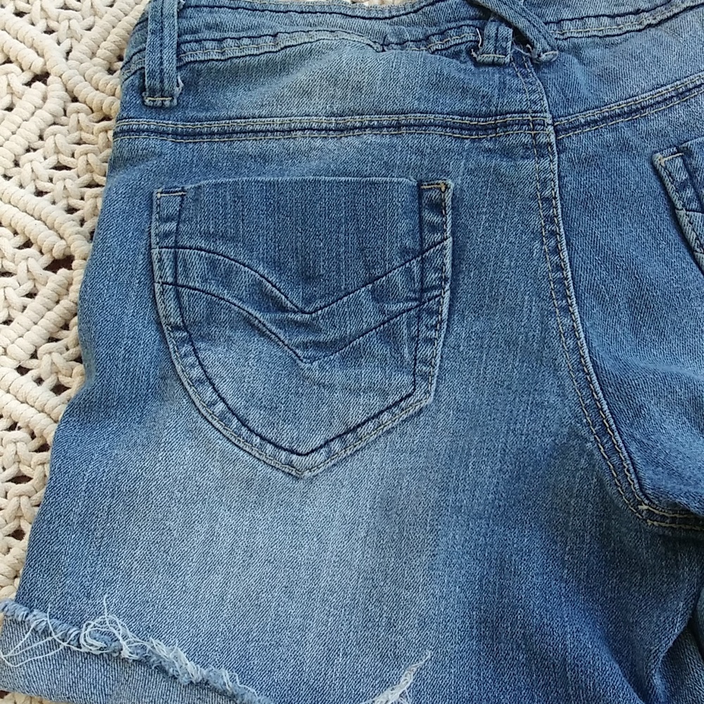 L.e.i Blue Jean Shorts - Picture 12 of 14